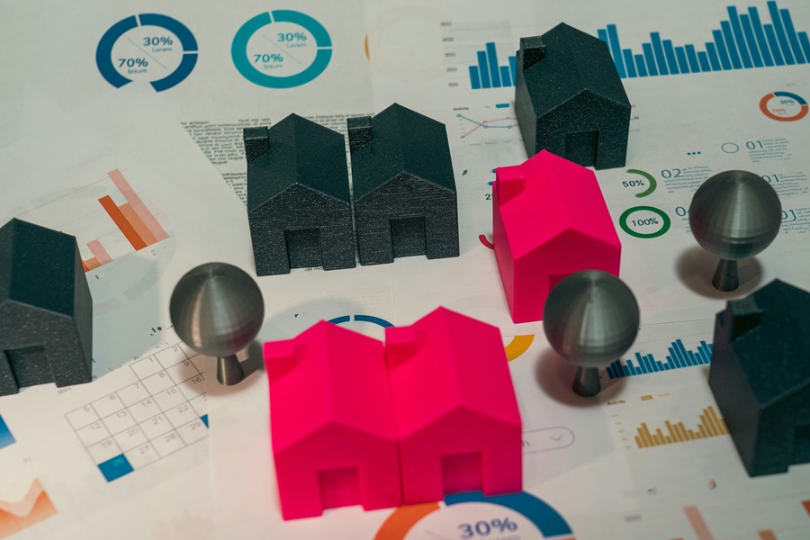 Is It better to Invest in the Stock Market or Real Estate?- Investopedia